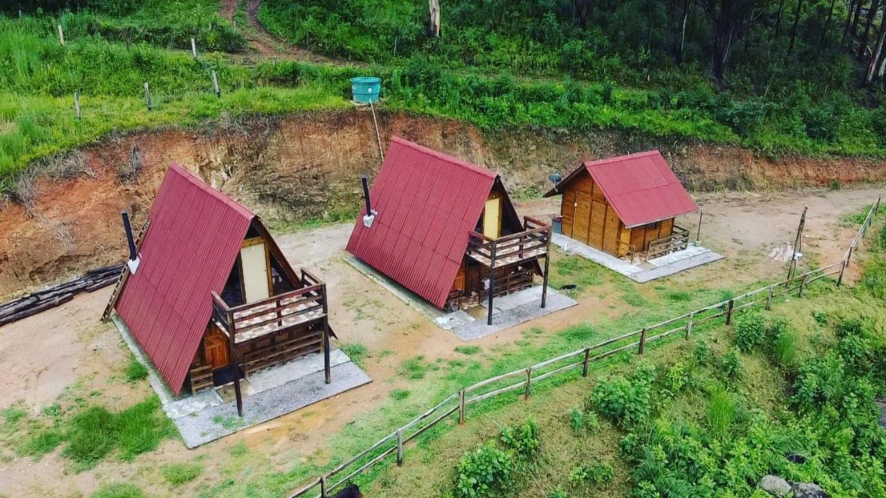 Pousada Pedra Da Mata Chales Na Montanha Munhoz Buitenkant foto