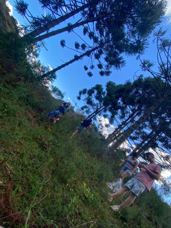 Pousada Pedra Da Mata Chales Na Montanha Munhoz Buitenkant foto